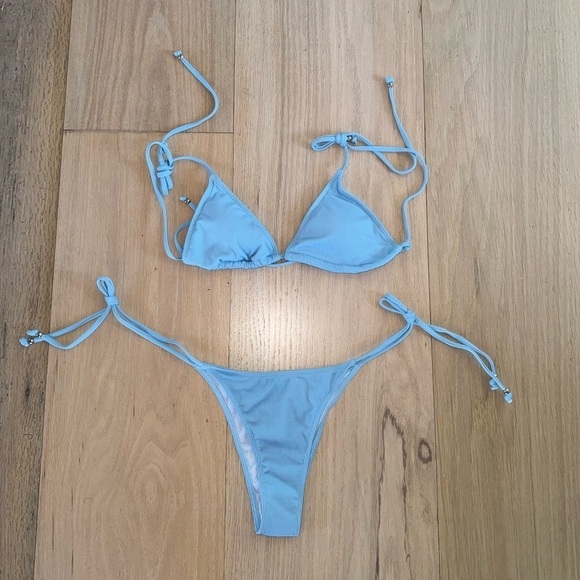 Baby Blue Bikini Swimsuit Size Small NWOT - Picture 1 of 3